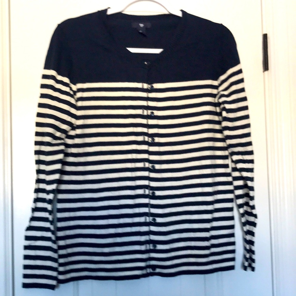 GAP button up sweater